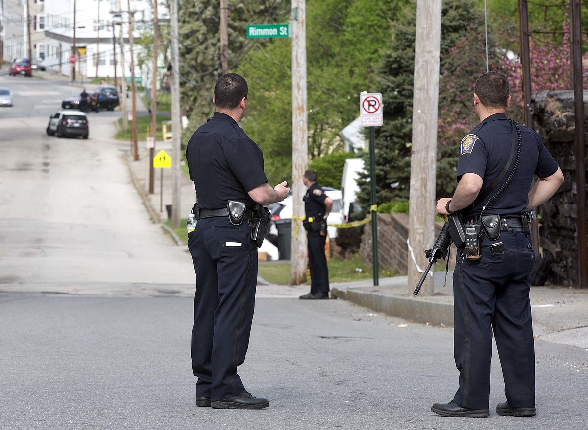 Man accused of shooting 2 police officers due in court | Chattanooga ...