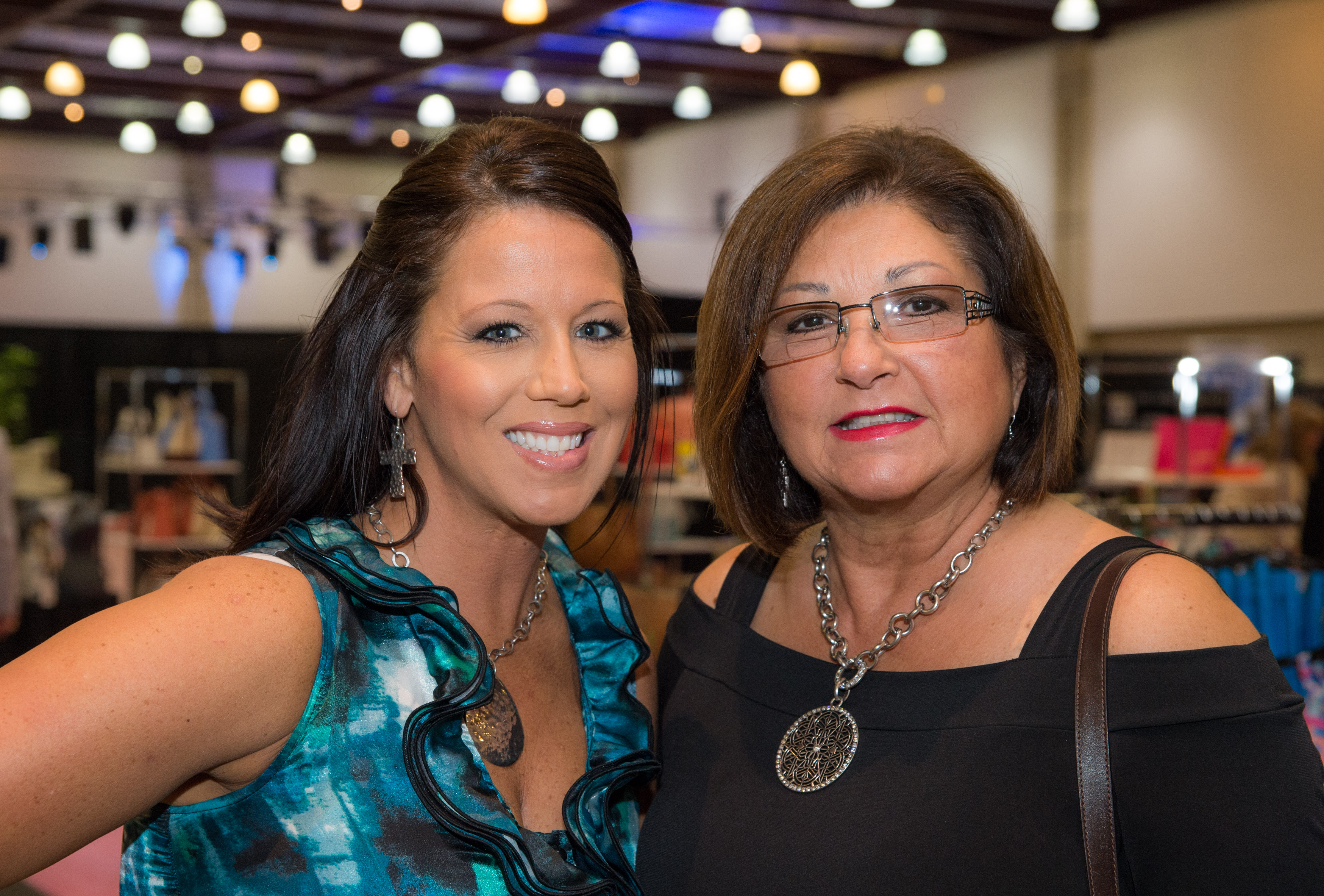 Leslie Dixon and Shelia Ullenberg