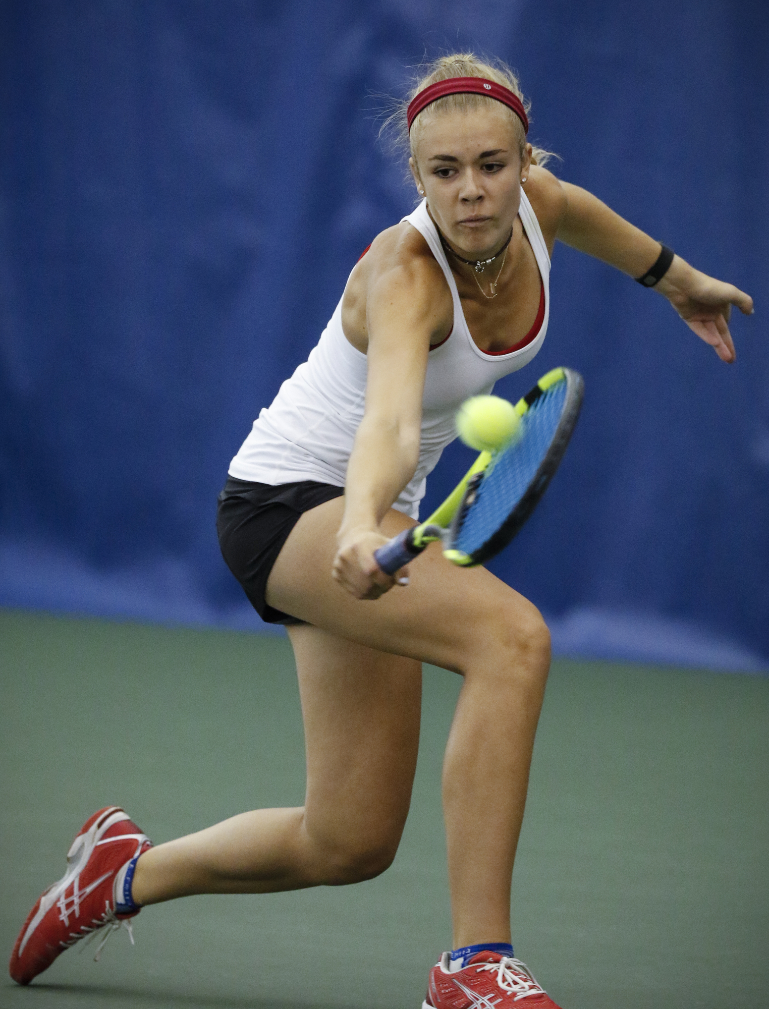 Baylor's Ashton Jenne returns a shot during her No. 2 doubles match in the team state final.