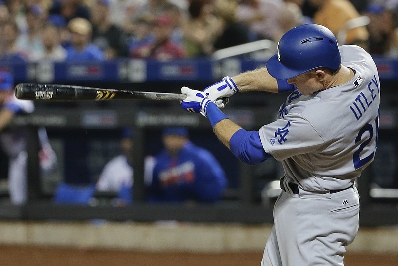 Utley answers with slam, solo HR as Dodgers rout Mets 9-1