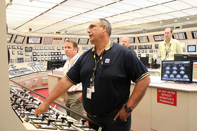Reactor Operator Bill Hahn synchronizes Watts Bar Unit 2 to the TVA power grid (Contributed photo by TVA)