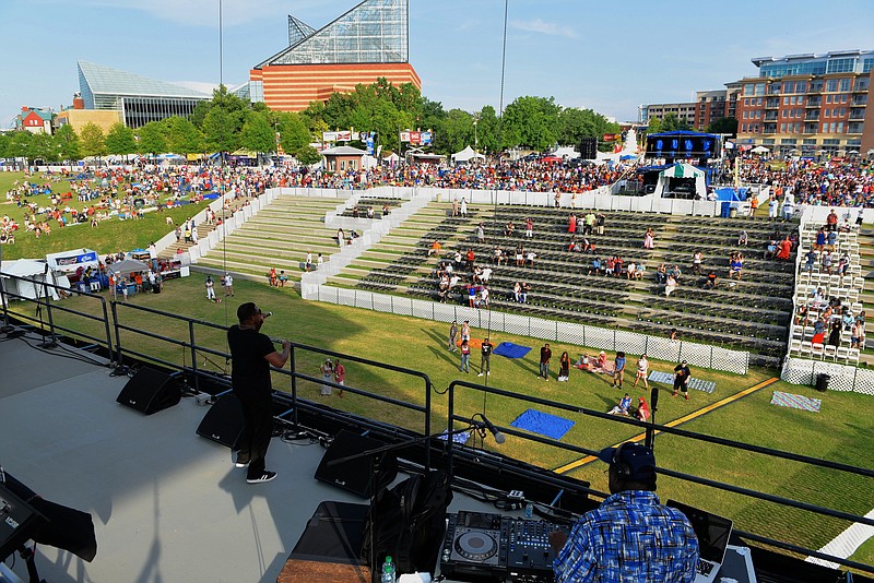 In Tune: Can Star Seat tweaks fix Riverbend's early headliner ...