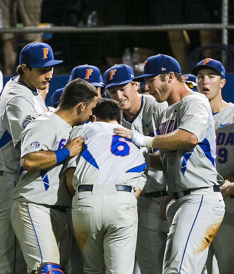 Oregon baseball wins Nashville Regional, advances to first super regional  since 2012 