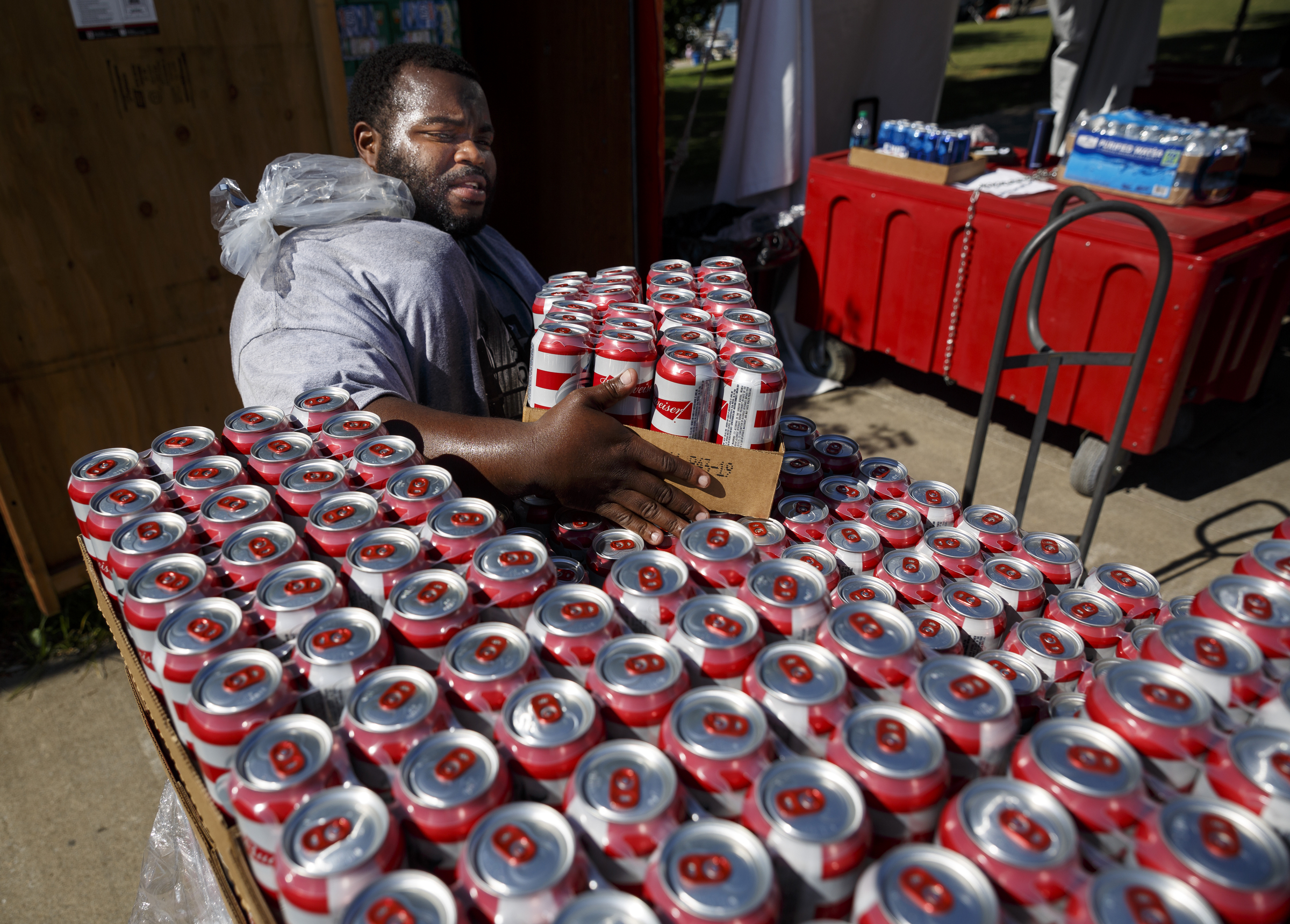 Van Roberson puts away a palette of beer on the 1st day of the Riverbend Festival at Ross's Landing on Friday, June 10, 2016, in Chattanooga, Tenn. The festival is celebrating its 35th year, and Thomas Rhett was Friday night's headlining act.