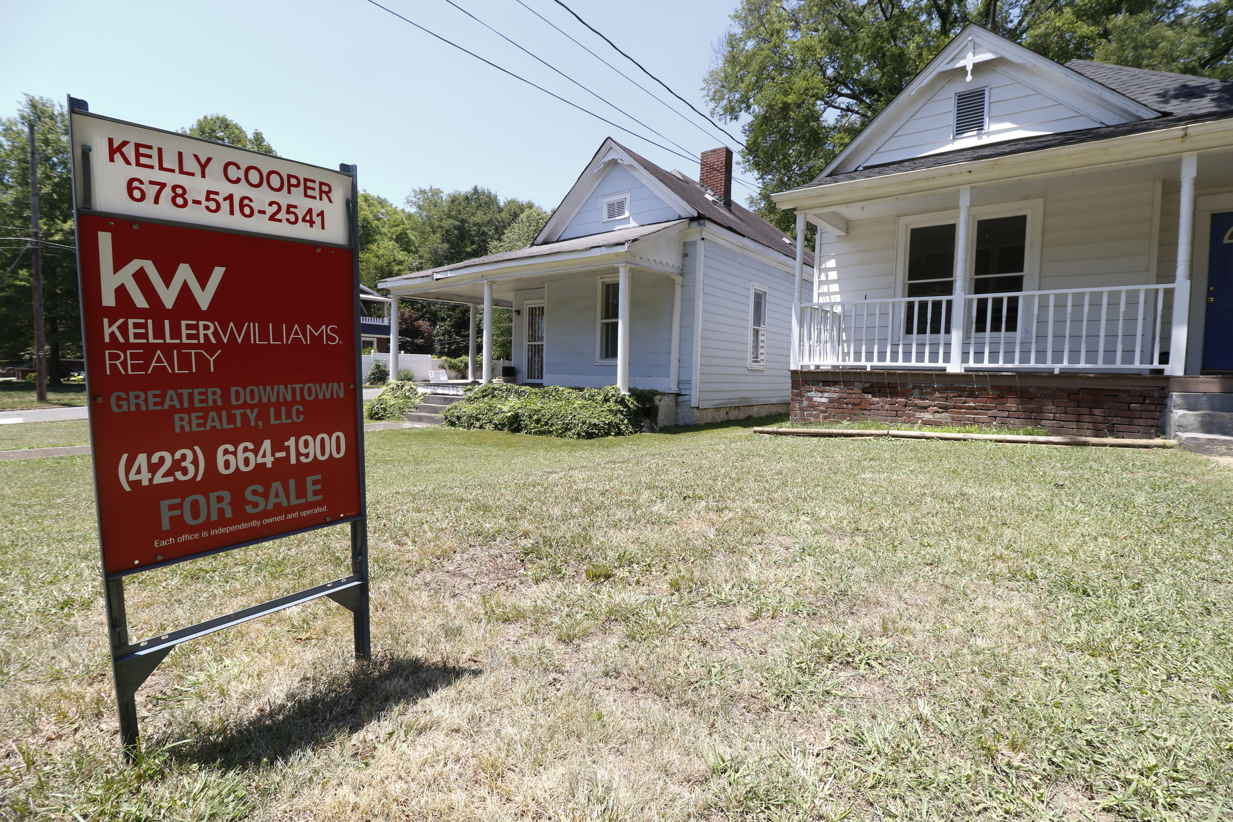 Staff Photo by Dan Henry / The Chattanooga Times Free Press- 6/20/16. For rent and for sale homes in St Elmo on Monday, June 20, 2016. For a story about how high rent costs are making it harder for renters to save for a mortgage down payment.