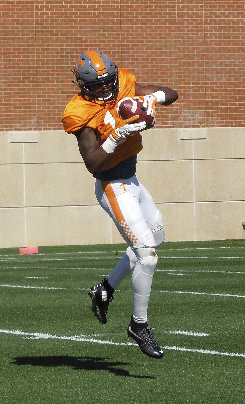Tennessee receiver Vincent Perry makes a catch during practice April 5 in Knoxville.