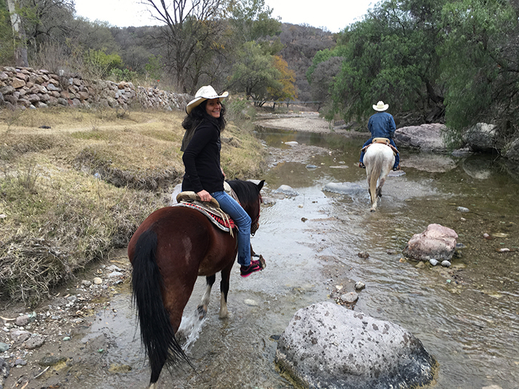 En el agua. (Photo: Dana Shavin)