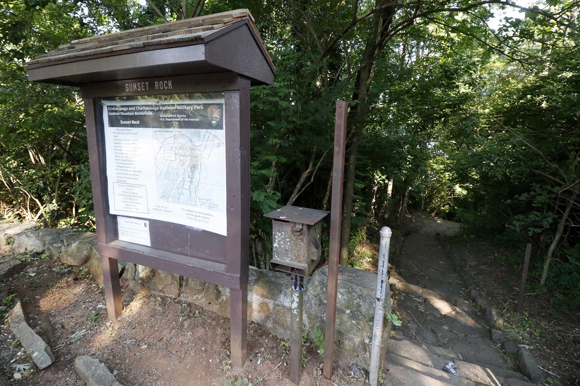 Staff Photo by Dan Henry / The Chattanooga Times Free Press- 6/23/16. Sunset Rock trailhead atop Lookout Mountain on June 23, 2016.