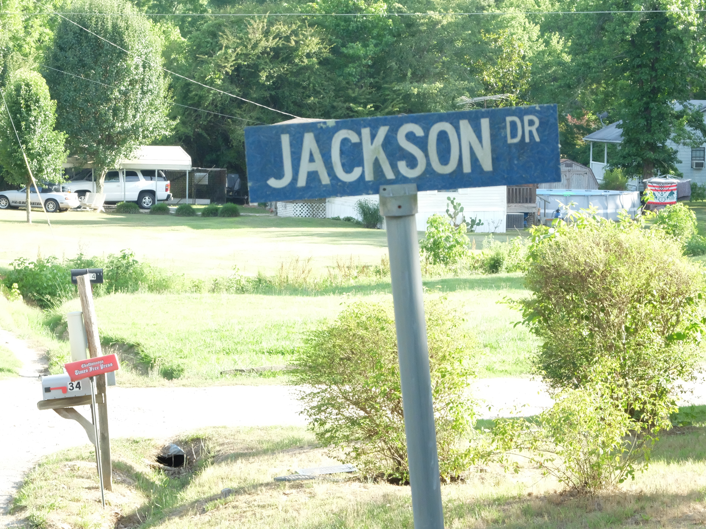 Just off Dunwoody Road in LaFayette, Jackson Drive marks a point of interest in the 2014 murder involving two distant cousins.