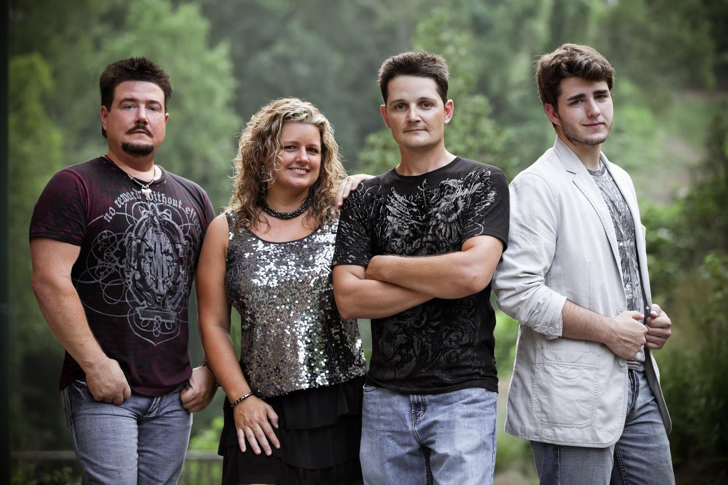 Atlanta-based band Drivetrain will headline the Stars & Stripes Celebration in Crossville, Ala., on Saturday, July 2.
