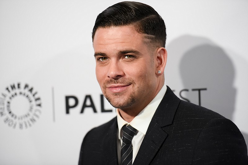 
              FILE - In this March 13, 2015 file photo, Mark Salling arrives at the 32nd annual Paleyfest "Glee" held at The Dolby Theatre in Los Angeles. A federal judge allowed Salling to change attorneys during a hearing in U.S. District Court in Los Angeles on Monday, June 27, 2016, and set a September date for the actor to return to court. (Photo by Richard Shotwell/Invision/AP, File)
            