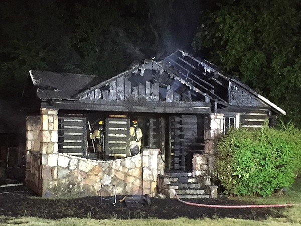 Fire Destroys Vacant House | Chattanooga Times Free Press