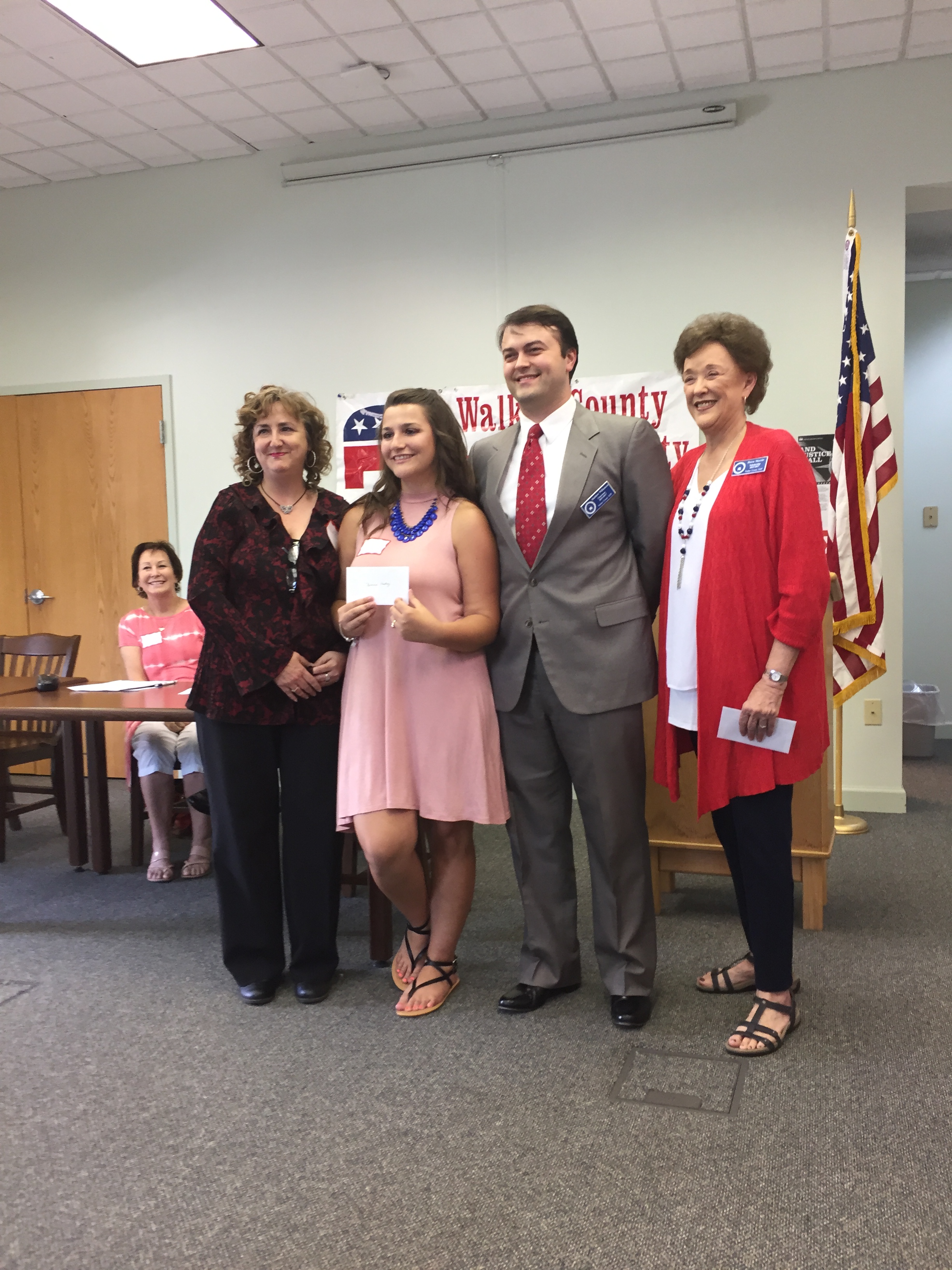 Walker County Republican Party awards Good Citizen Scholarships |  Chattanooga Times Free Press