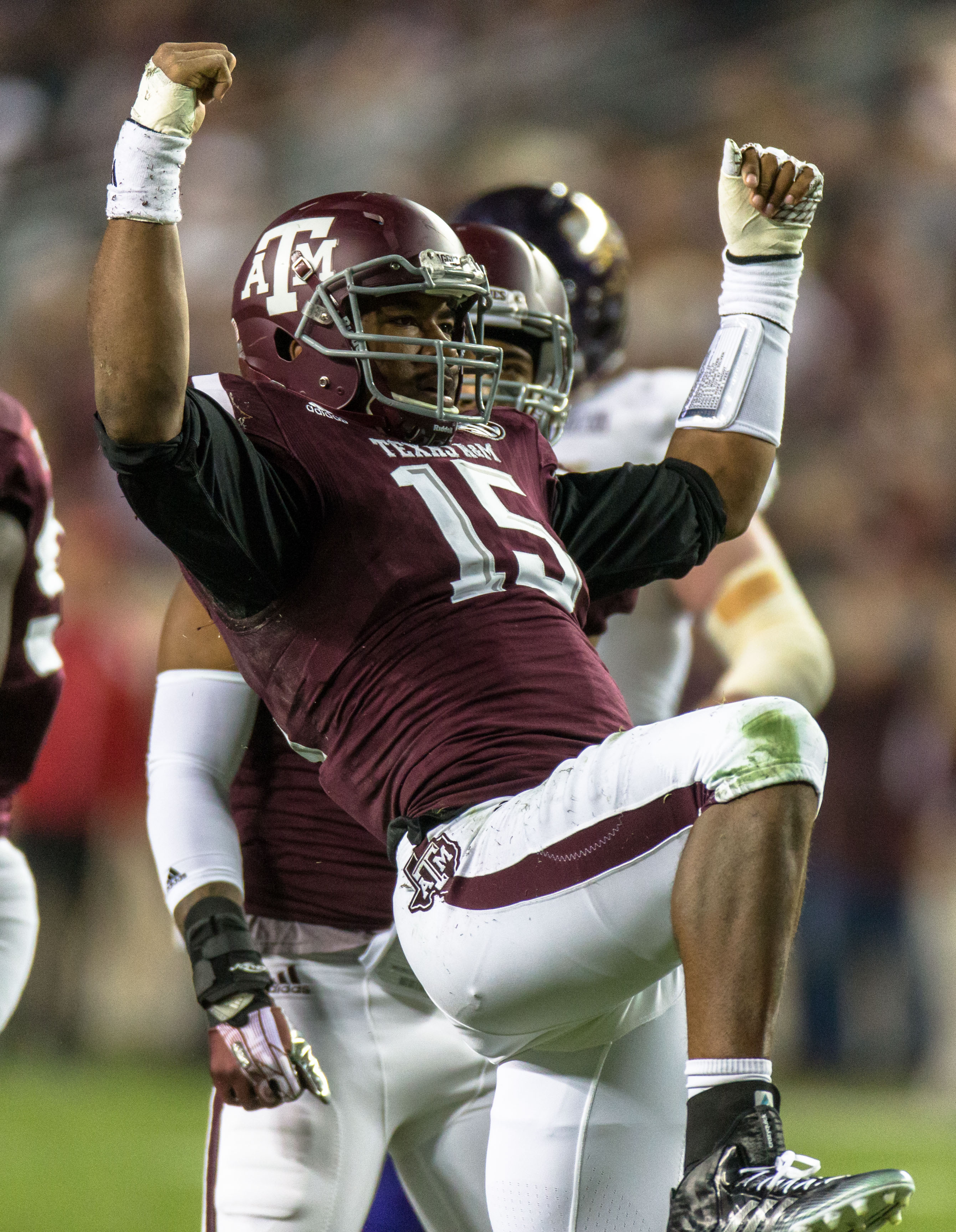 Watch: Former Aggie Myles Garrett shows off his dunking skills