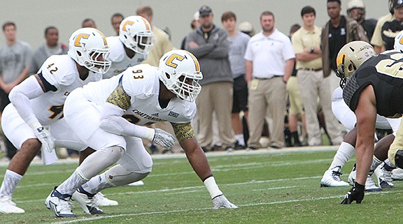 UTC's Keionta Davis (93) and A.J. Hampton (42) against Wofford