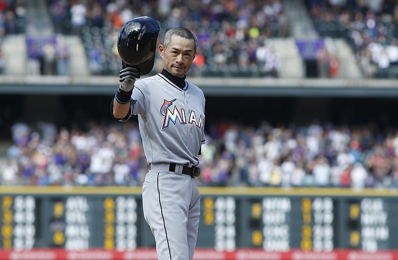 Dee Gordon hits emotional homer in Marlins' first at-bat since