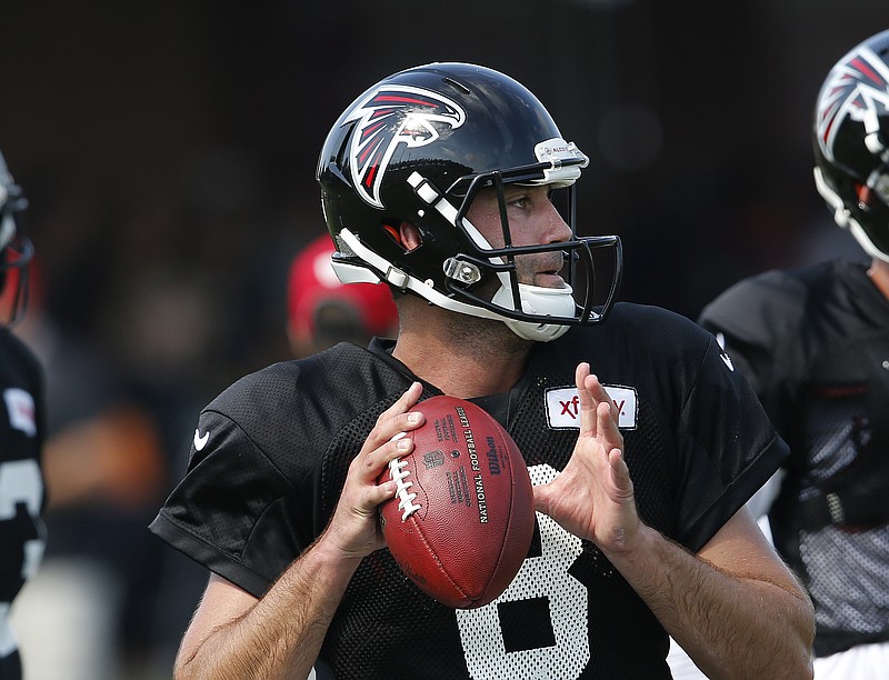 Atlanta Falcons quarterback Matt Schaub (8) throws a pass during an NFL football practice Tuesday, Aug. 2, 2016, in Flowery Branch, Ga. Schaub, who began his career with Atlanta in 2004, has returned to the Falcons for his 13th NFL season as Matt Ryan's backup.