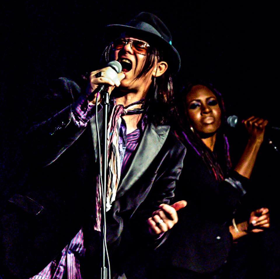 Mike Faris of Mike Faris & The Roseland Rhythm Revue