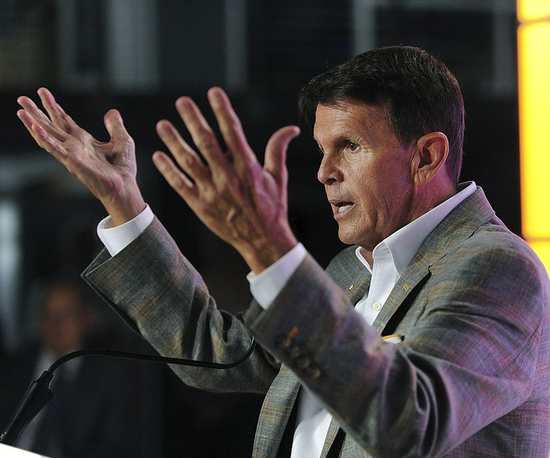 Tennessee athletic director Dave Hart announces his retirement, effective June 2017, this past Thursday in Knoxville.