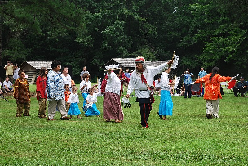 The annual Cherokee Heritage Festival in nearby Red Clay National Park showcases the culture and tradition of the Cherokee people for visitors.