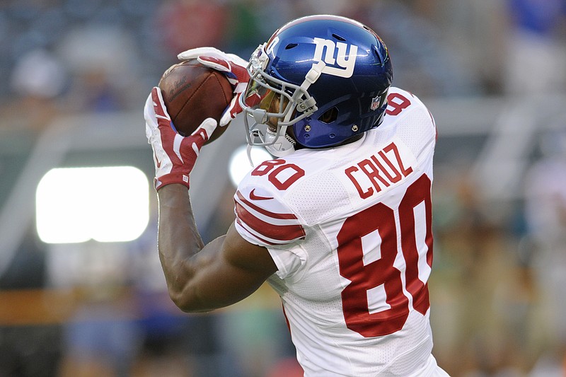 
              New York Giants wide receiver Victor Cruz (80) catches a pass before an NFL preseason football game against the New York Jets on Saturday, Aug. 27, 2016, in East Rutherford, N.J. (AP Photo/Bill Kostroun)
            