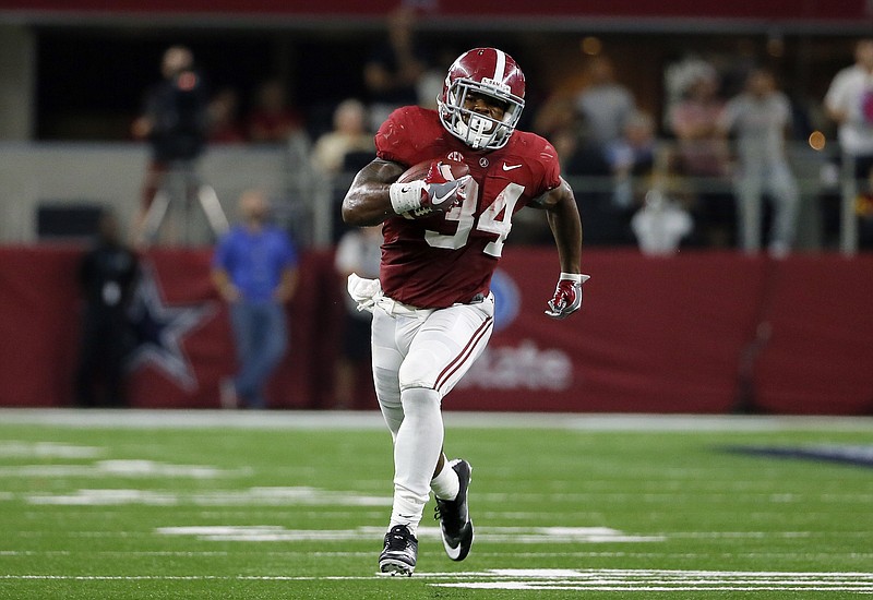 Damien Harris the early surprise among Alabama tailbacks