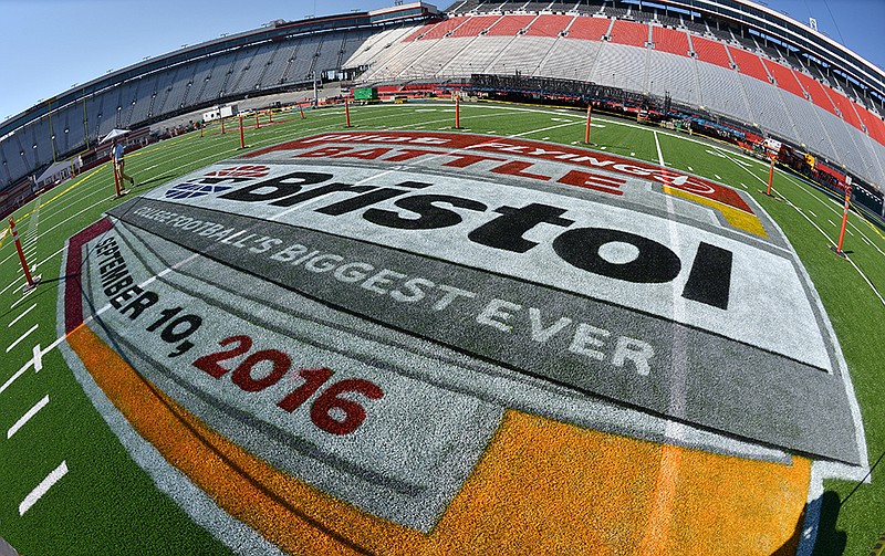 PHOTOS: Battle at Bristol Between Tennessee and Virginia Tech Sets  Attendance Record