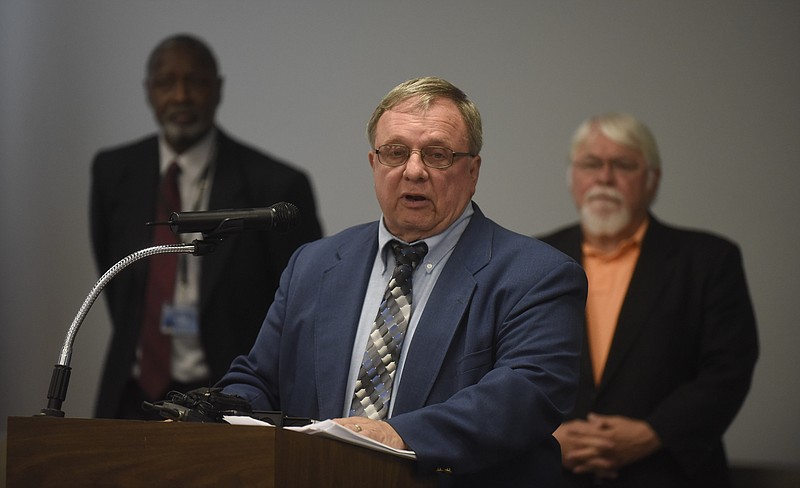 Dr. Steve Highlander speaks Friday, Aug. 19, 2016, at the Hamilton County Department of Education.