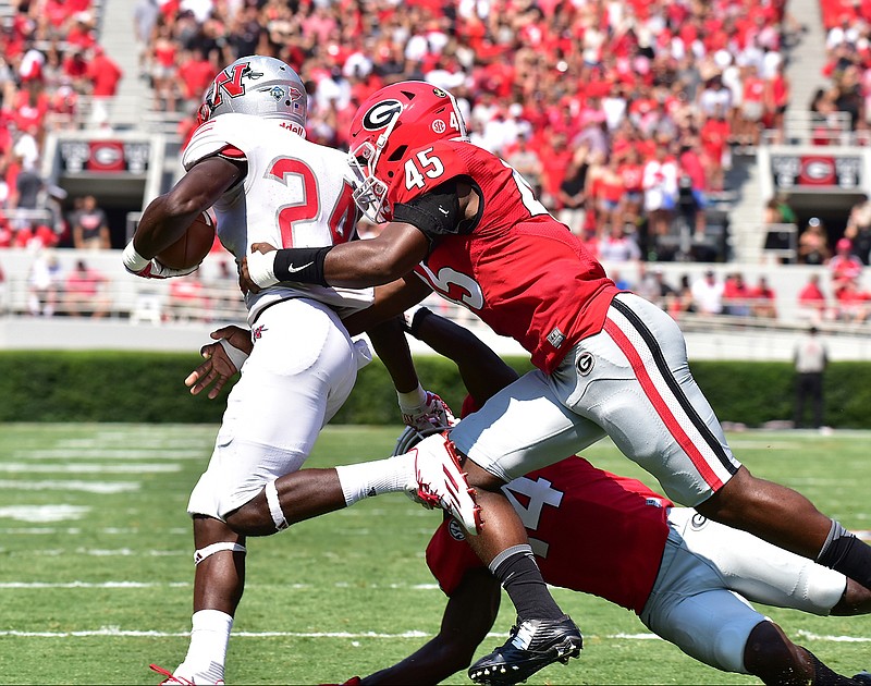 Georgia inside linebacker Reggie Carter said the Bulldogs enter every game with the goal of causing three turnovers. The Bulldogs collected three against Nicholls State and five this past Saturday night at Missouri.