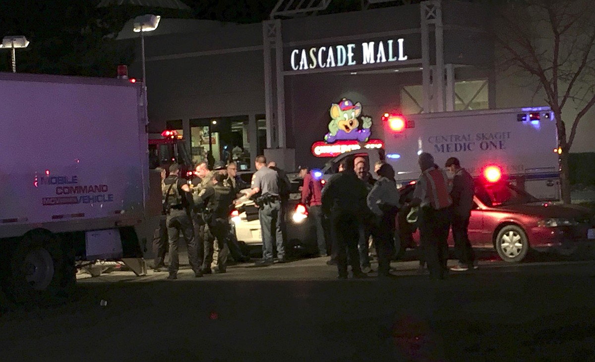 Authorities: 3 dead in shooting at mall north of Seattle | Chattanooga ...