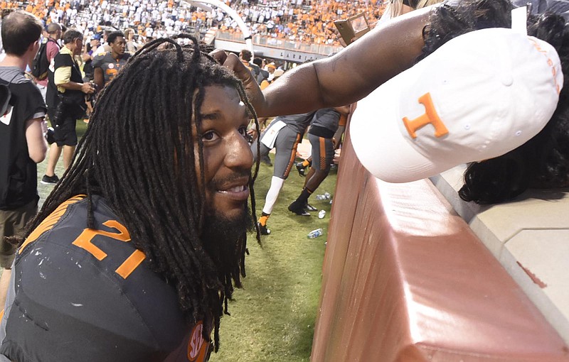 Jalen Reeves-Maybin gets some attention after the game.  The Florida Gators visited the Tennessee Volunteers in a important SEC football contest at Neyland Stadium on September 24, 2016.