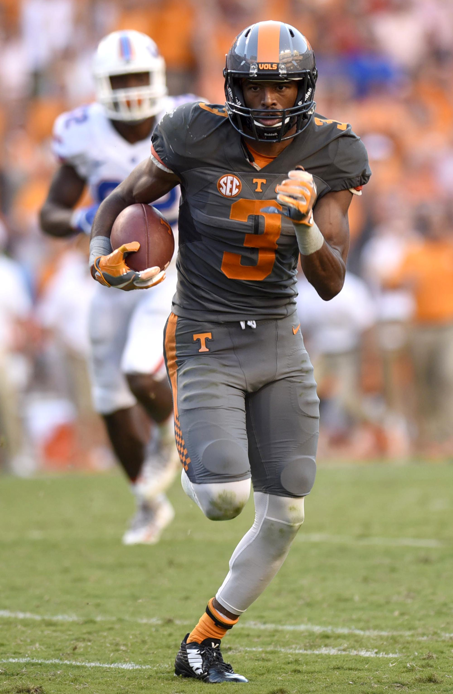 Josh Malone (3) sets off his 4th quarter touchtown run after catching a Joshua Dobbs's pass. The Florida Gators visited the Tennessee Volunteers in a important SEC football contest at Neyland Stadium on September 24, 2016.