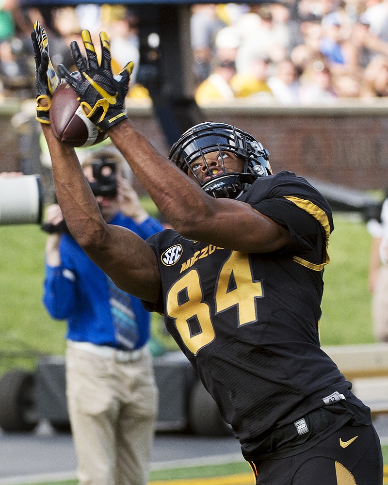 Missouri wide receiver Emanuel Hall pulls in a reception during the first quarter of an NCAA college football game against Delaware State, Saturday, Sept. 24, 2016, in Columbia, Mo. (AP Photo/L.G. Patterson)
