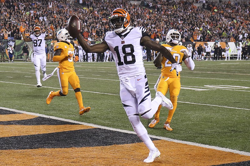 A.J. Green has big game as Bengals dominate Dolphins 22-7