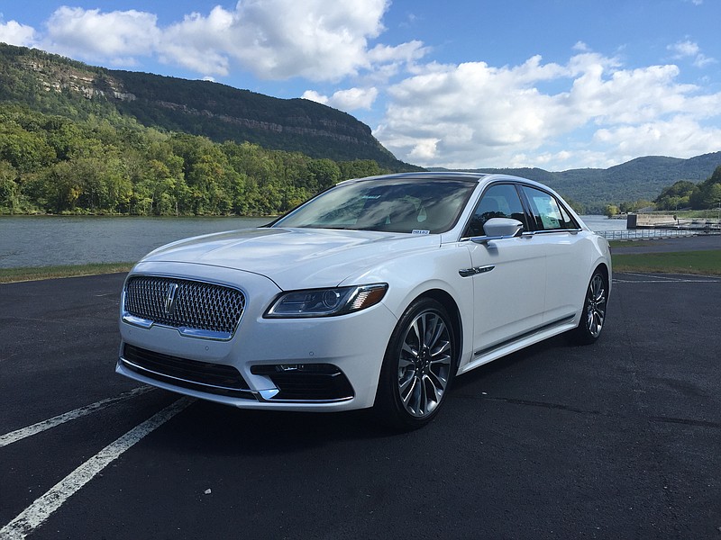 The 2017 Lincoln Continental is a reimagining of a 20th century icon.




