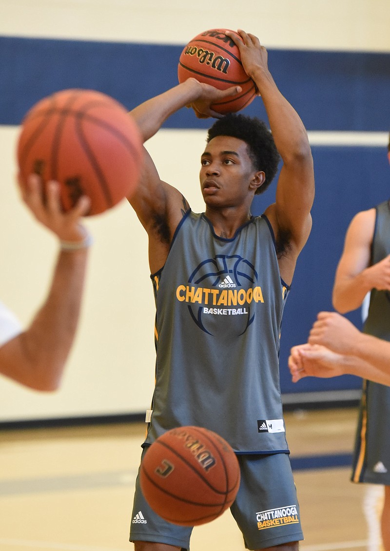 The UTC Mocs basketball team began practice on Thursday.
 New players include Rodney Chatman (2).