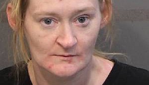 Police: Woman helped felon escape from East Ridge officers ...