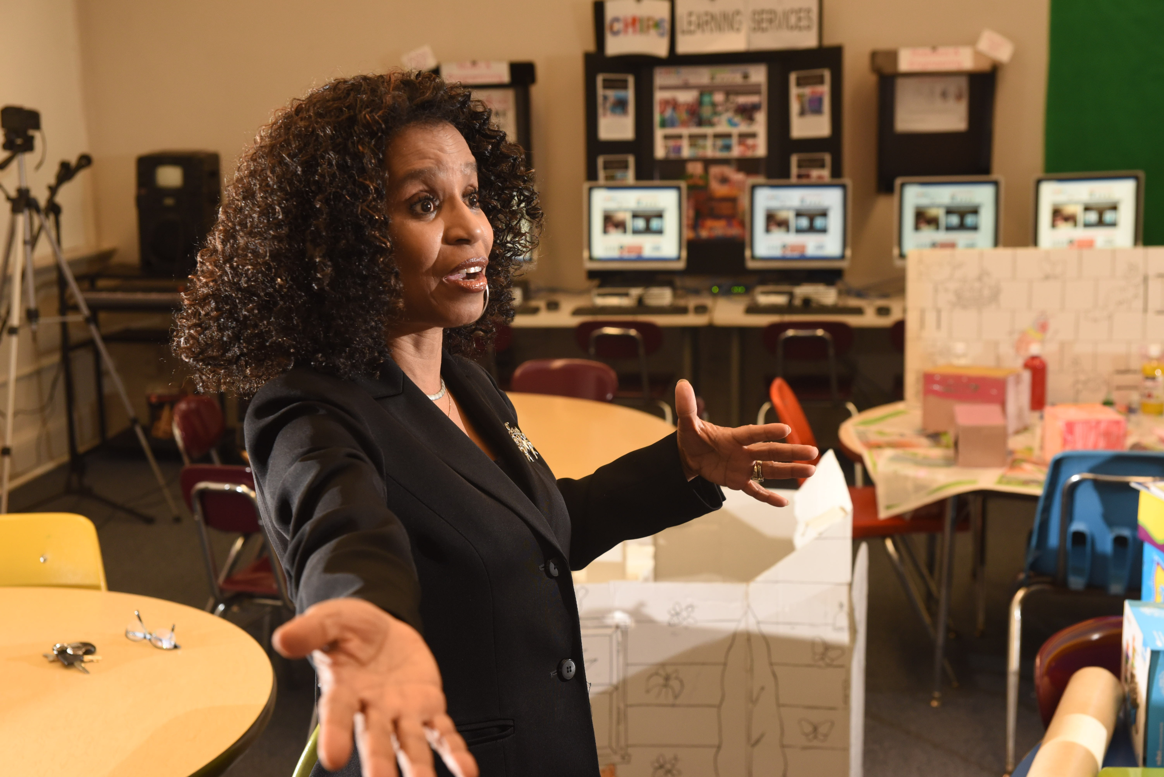 Tekelia Kelly talks about her advanced teaching methods in the Highland Enrichment Learning Program.