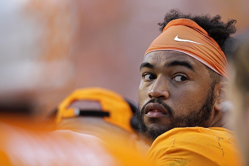 Tennessee defensive end Derek Barnett (9) is seen during the second half of an NCAA college football game Saturday, Oct. 15, 2016, in Knoxville, Tenn. Alabama won 49-10. (AP Photo/Wade Payne)