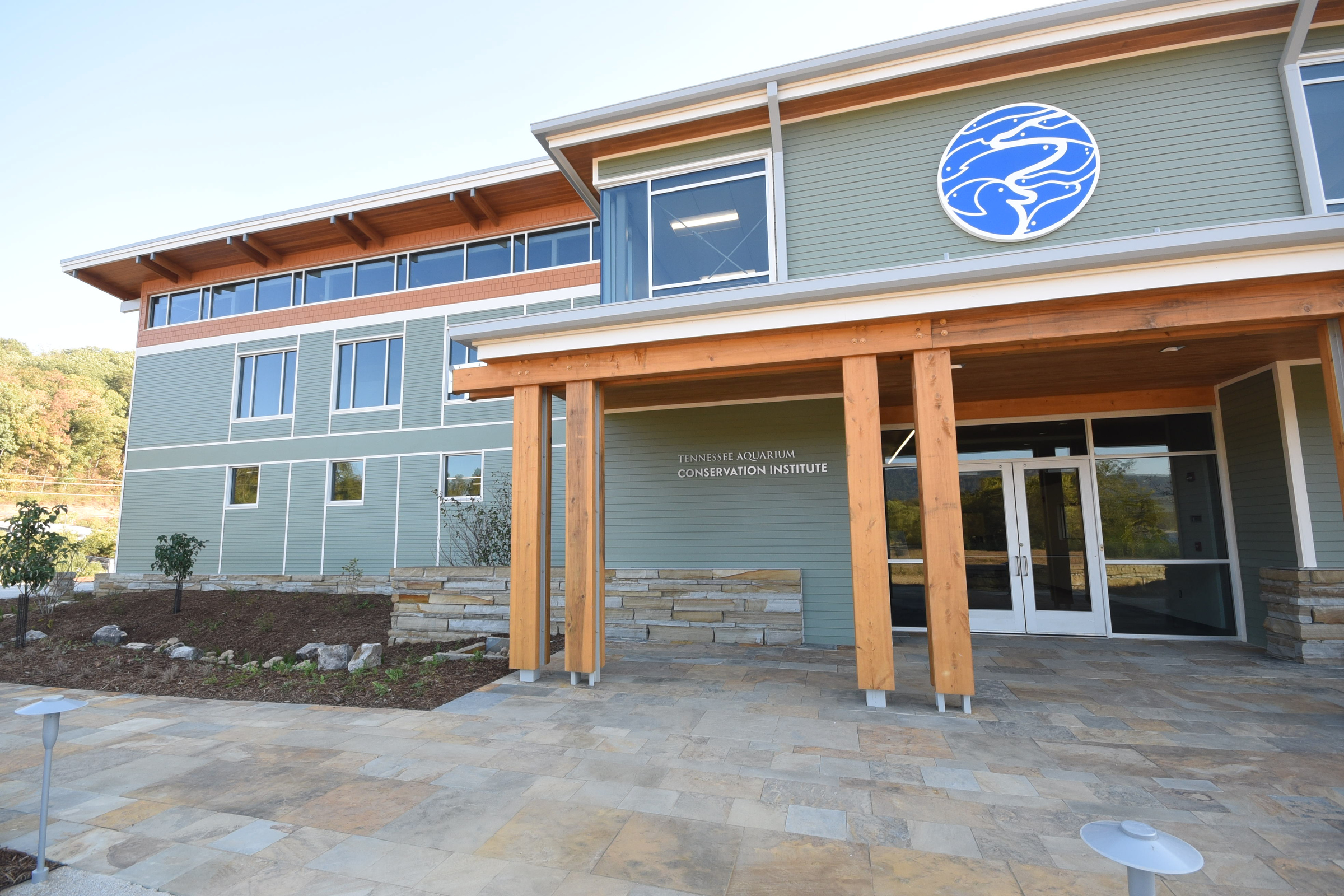 The Tennessee Aquarium Conservation Institute is uniquely designed and is situated on the banks of the Tennessee River near the Baylor School campus.