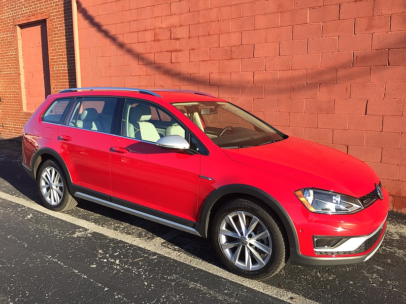 The Volkswagen Golf Alltrack gives the small wagon segment a new player.


