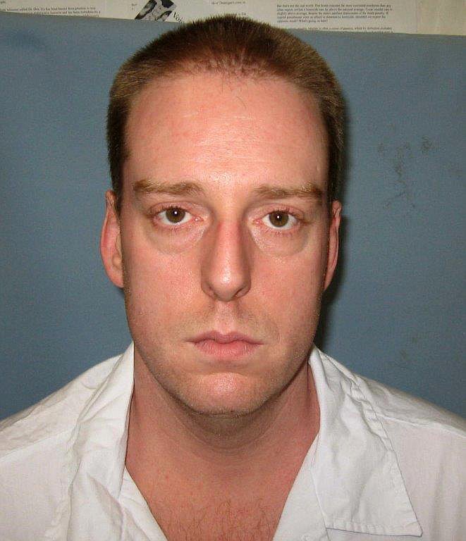 
              FILE - This undated photo provided by the Alabama Department of Corrections shows Ronald Bert Smith Jr.. Smith, who is scheduled to be executed Thursday, Dec. 8, 2016 for the 1994 slaying of Huntsville store clerk Casey Wilson, is asking the governor to stop his execution because a judge imposed a death sentence over the jury's 7-5 recommendation of life imprisonment.  (Alabama Department of Corrections via AP, File)
            