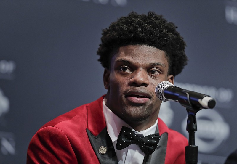 
              Louisville's Lamar Jackson answers questions during a news conference before the Heisman Trophy award ceremony Saturday, Dec. 10, 2016, in New York. (AP Photo/Julie Jacobson)
            