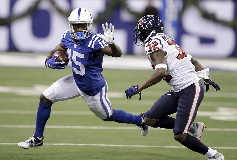 Texans vs. Colts injury report: Phillip Dorsett out