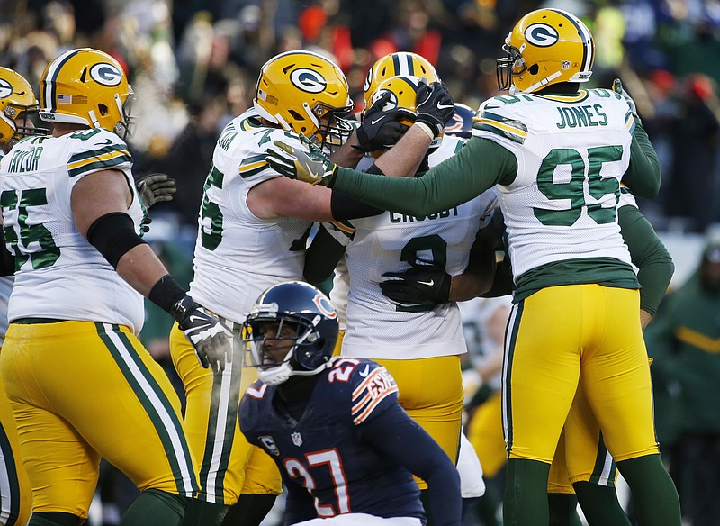 Packers beat Bears 30-27 after Rodgers' big pass to Nelson