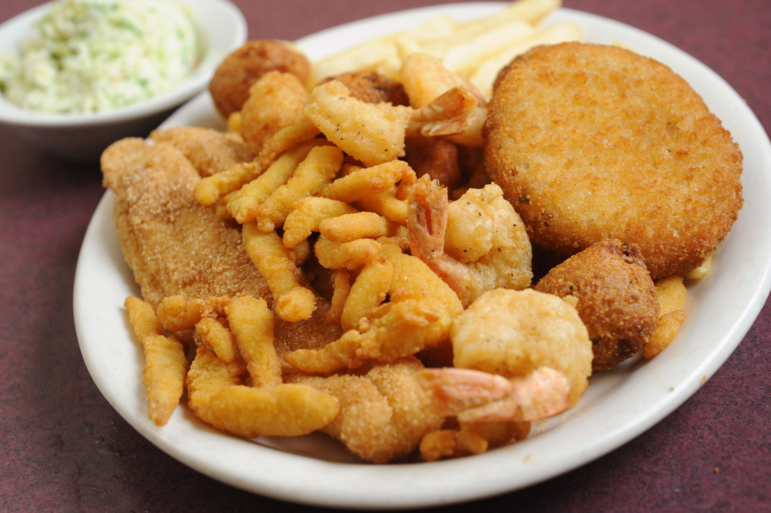 The seafood platter at Dari Dip. (Photo by Mark Gilliland)