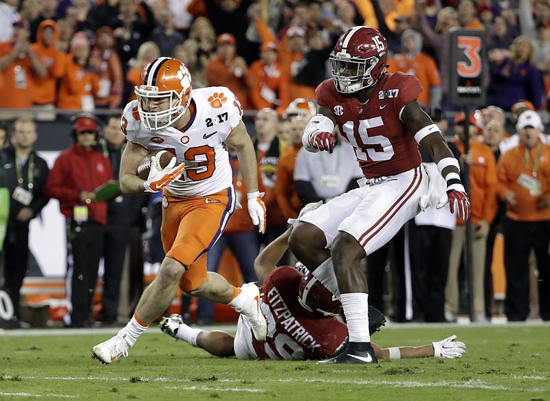 Clemson's Hunter Renfrow breaks away for a touchdown catch during the second half of the NCAA college football playoff championship game against Alabama Monday, Jan. 9, 2017, in Tampa, Fla. (AP Photo/David J. Phillip)