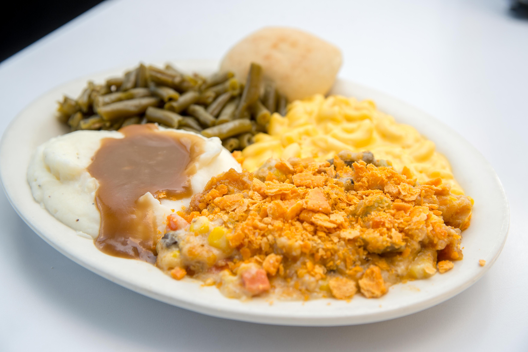 Track's End's veggie plate (Photo by Mark Gilliland)
