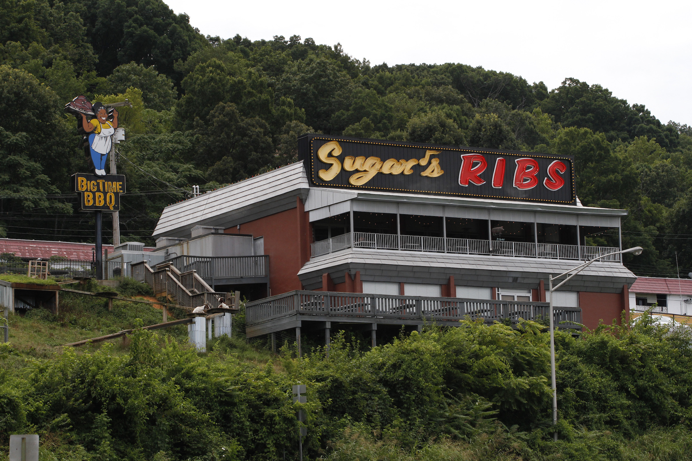 The Sugar's Ribs restaurant near Missionary Ridge on Monday.