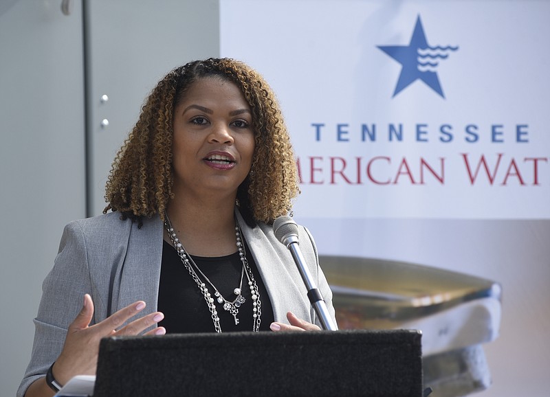 Tennessee American Water president Valoria (CQ) Armstrong speaks to guests during a tour of their new $18 million dewatering facility on Monday, Apr. 25, 2016, in Chattanooga, Tenn. 